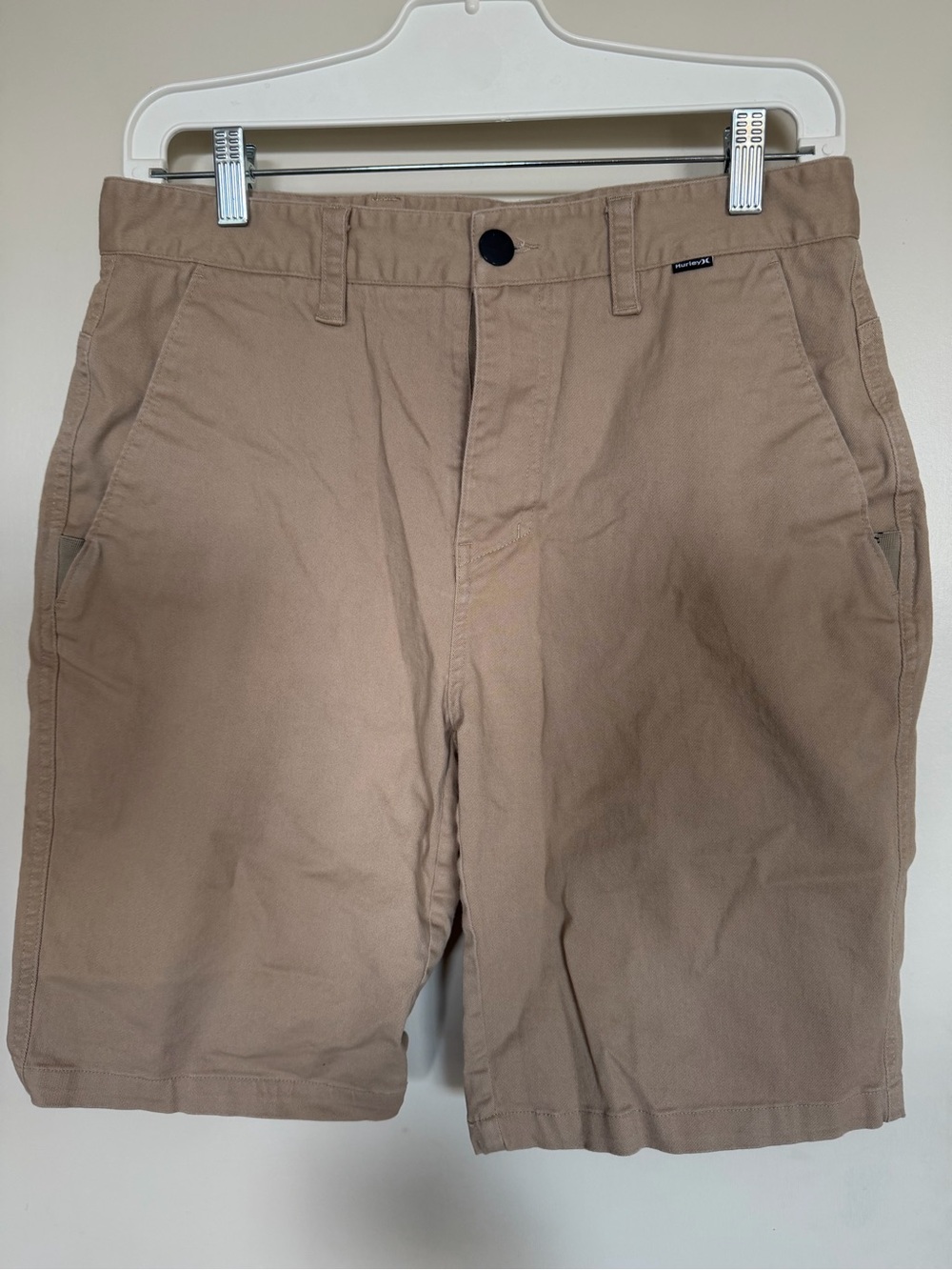 Hurley Men’s Tan Chino Shorts Size 30